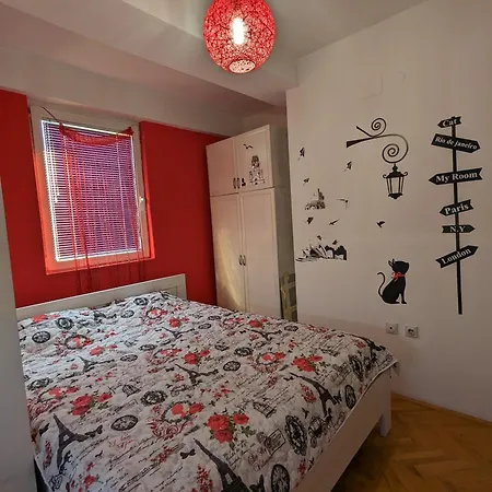 Artistica Skopje, 2 Bdr 公寓